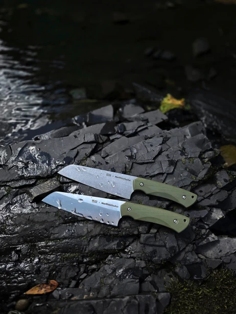 men with the pot chef knife
